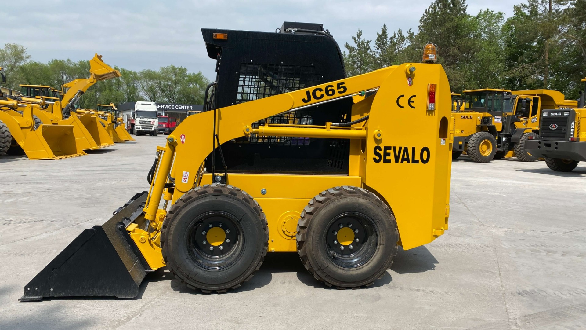 Мини-погрузчик JC65H